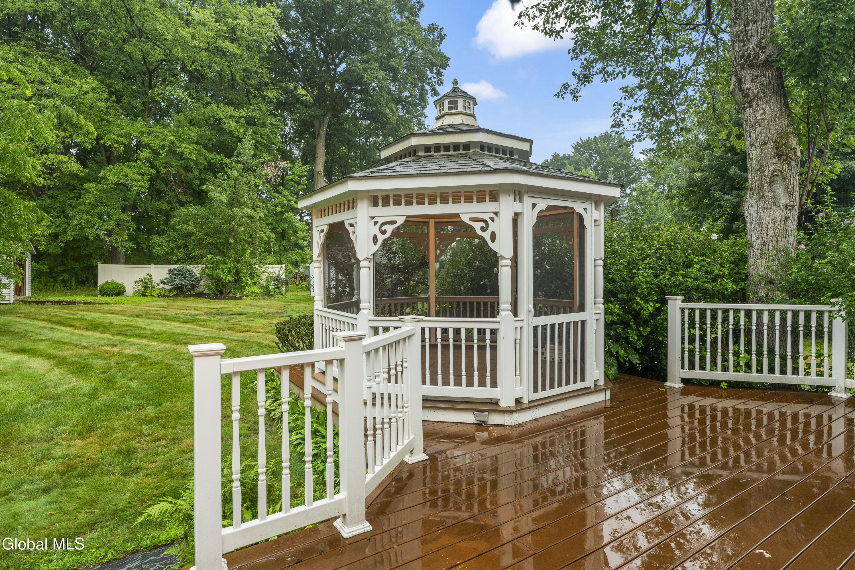 17 Weiser Street Glenmont NY 12077