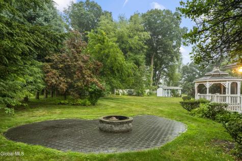 17 Weiser Street Glenmont NY 12077