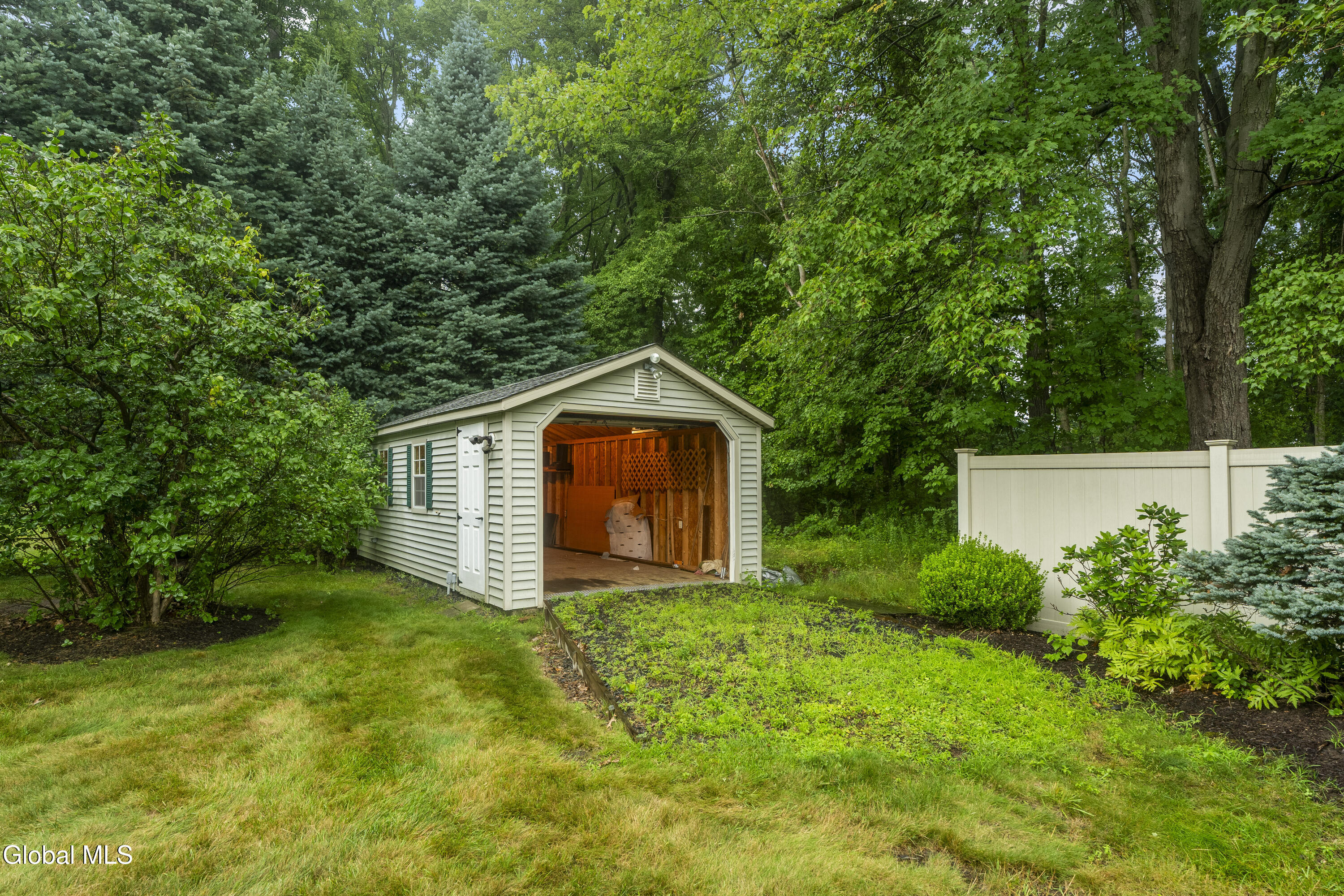 17 Weiser Street Glenmont NY 12077