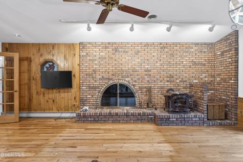 17 Weiser Street Glenmont NY 12077