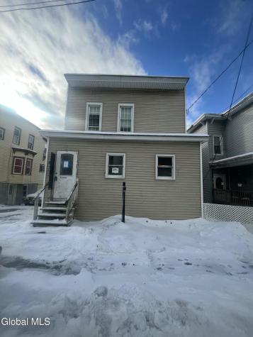 77 Grove Street Amsterdam NY 12010