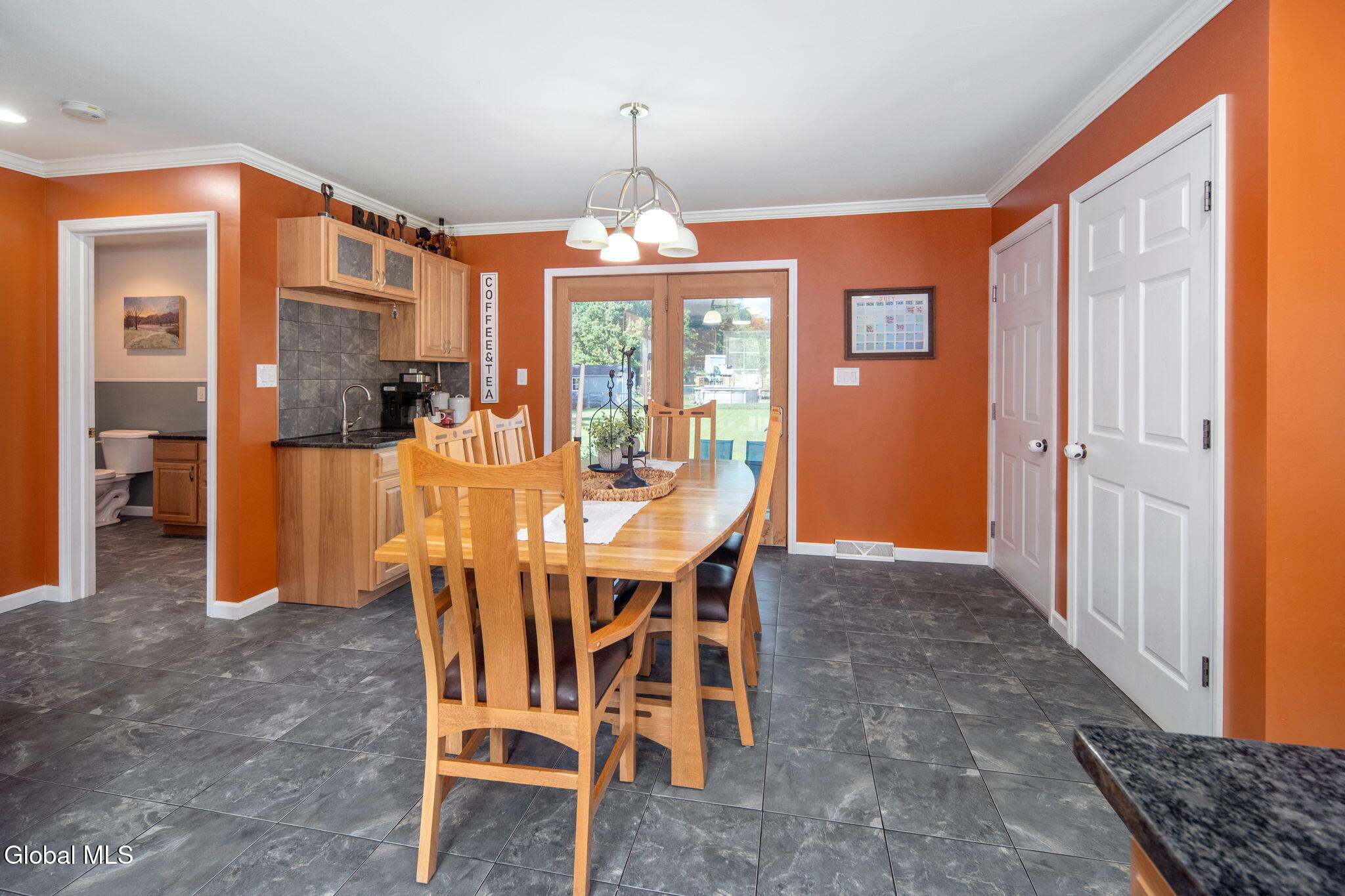 25B Terry Avenue Schenectady NY 12303