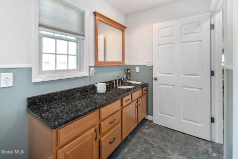 25B Terry Avenue Schenectady NY 12303