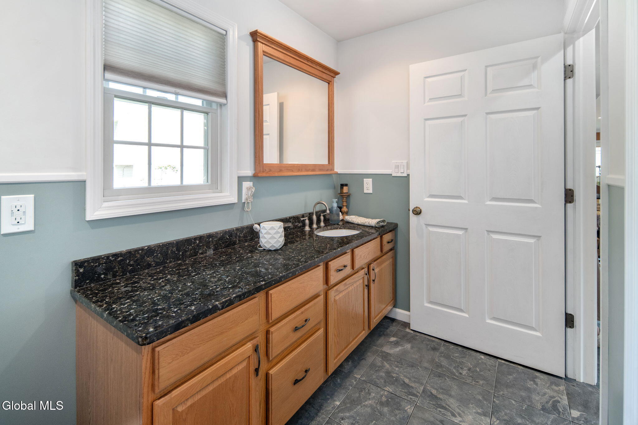 25B Terry Avenue Schenectady NY 12303
