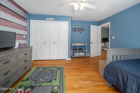 25B Terry Avenue Schenectady NY 12303