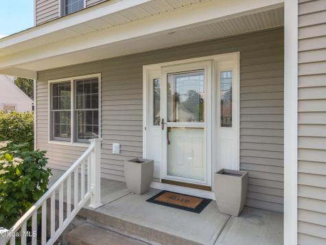 25B Terry Avenue Schenectady NY 12303