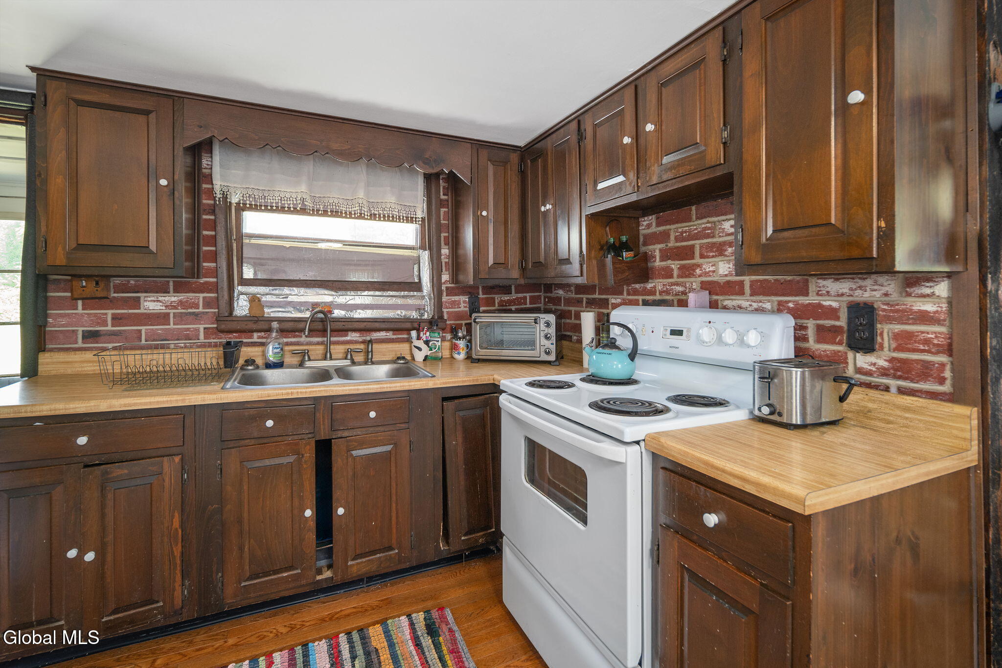 114 Homer Zeh Lane Schoharie NY 12157