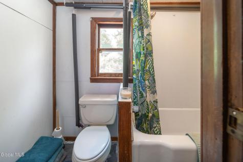 114 Homer Zeh Lane Schoharie NY 12157
