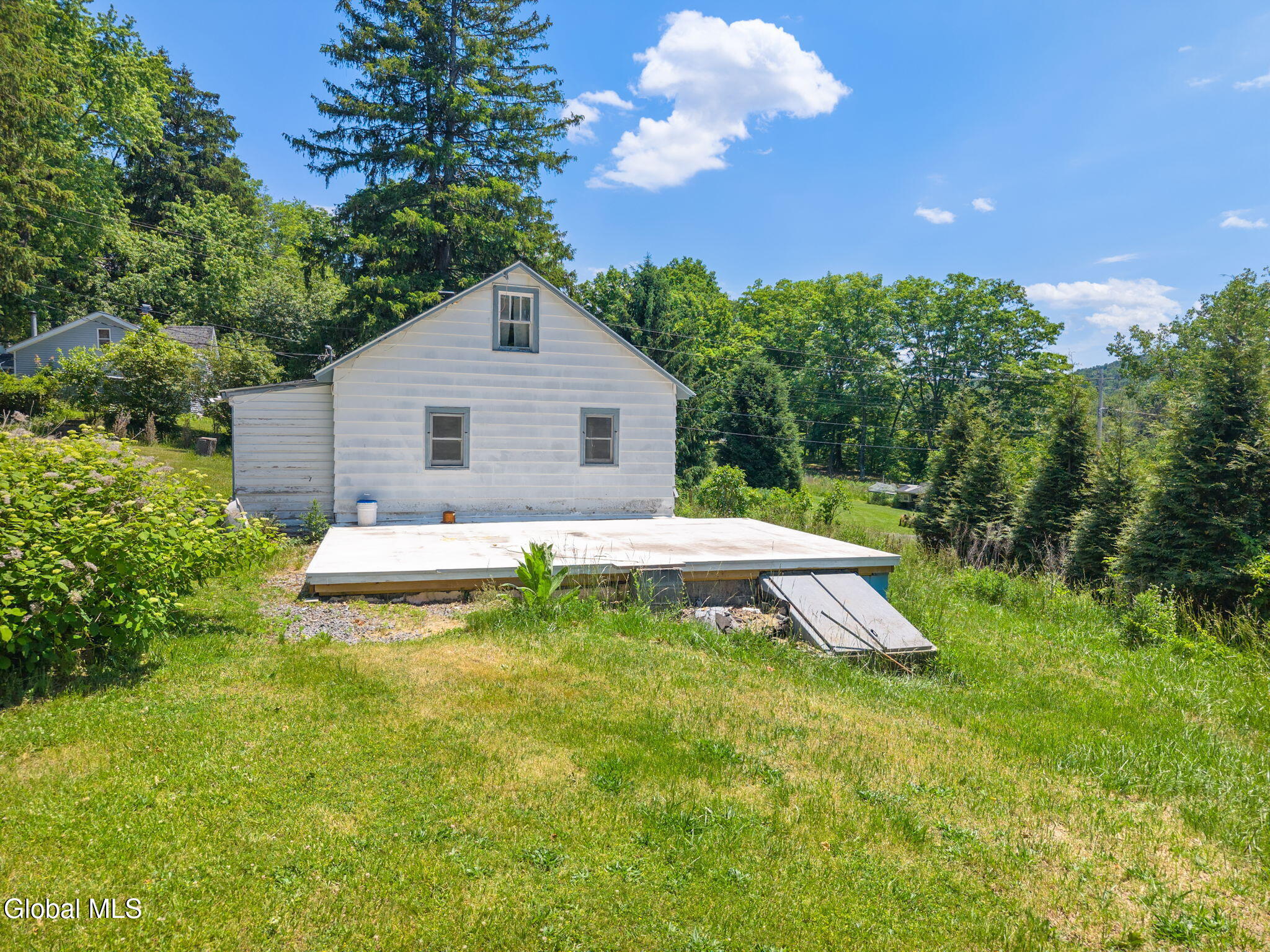 114 Homer Zeh Lane Schoharie NY 12157
