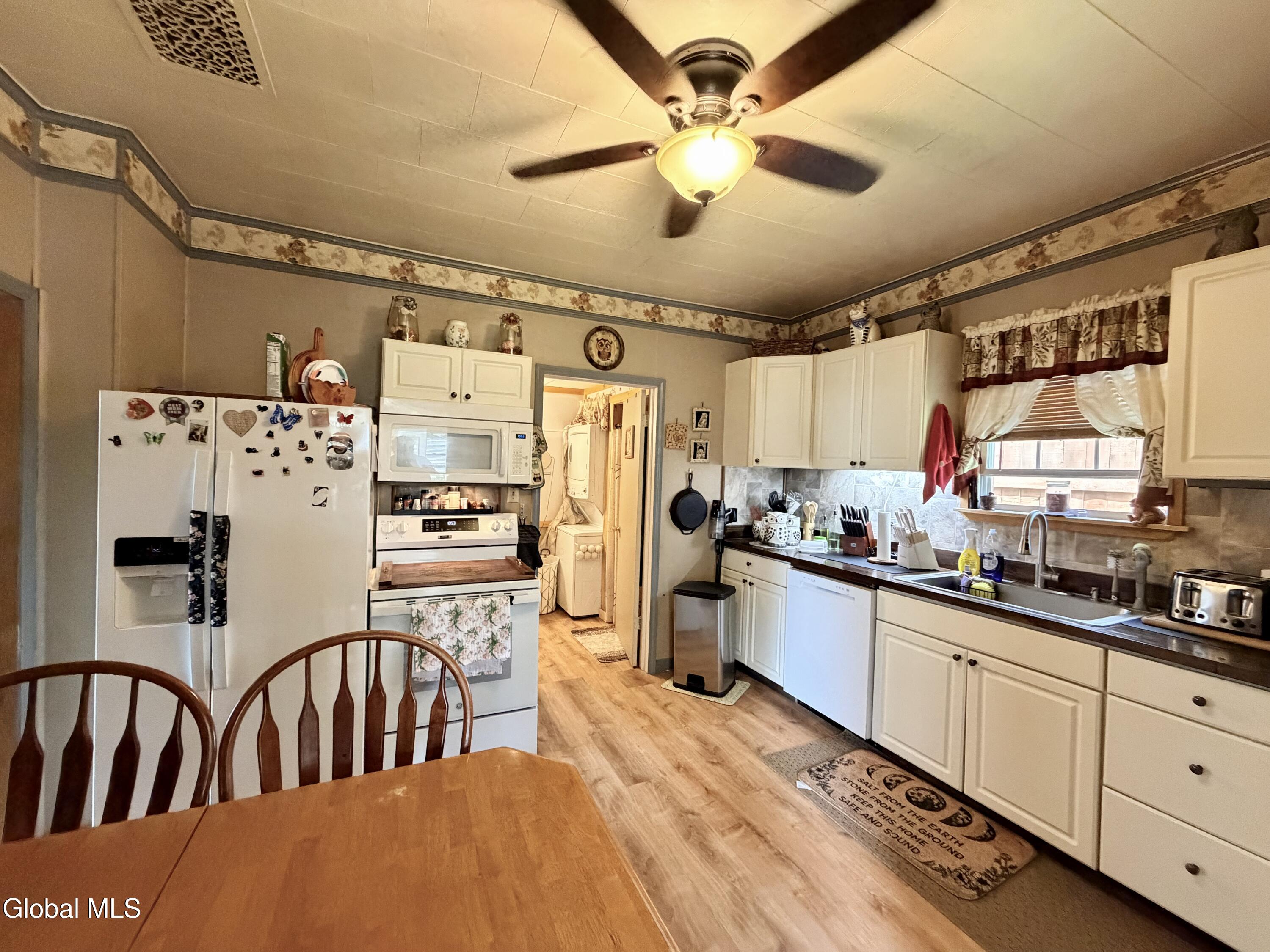 11 Court Street Johnstown NY 12095