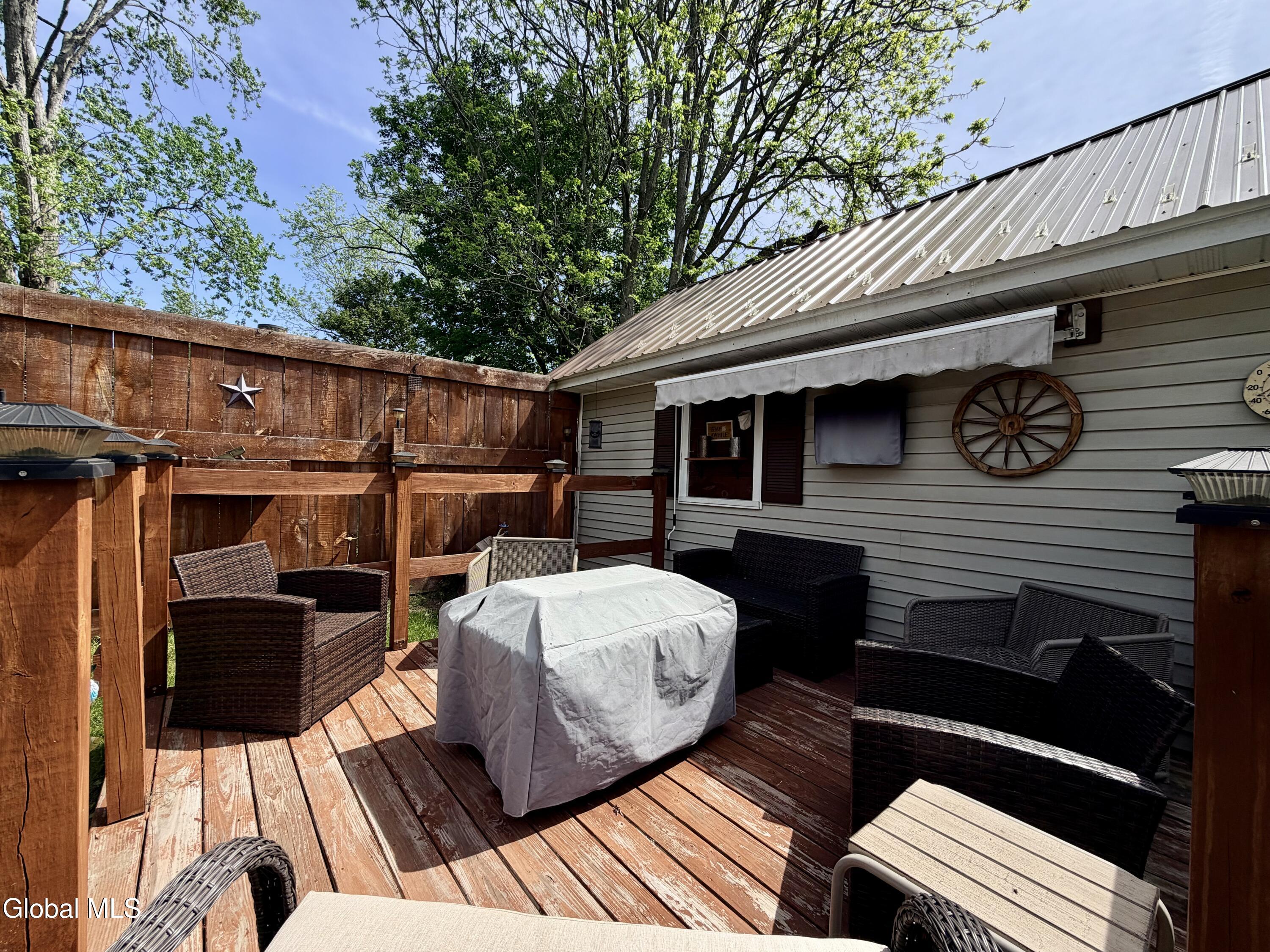 11 Court Street Johnstown NY 12095