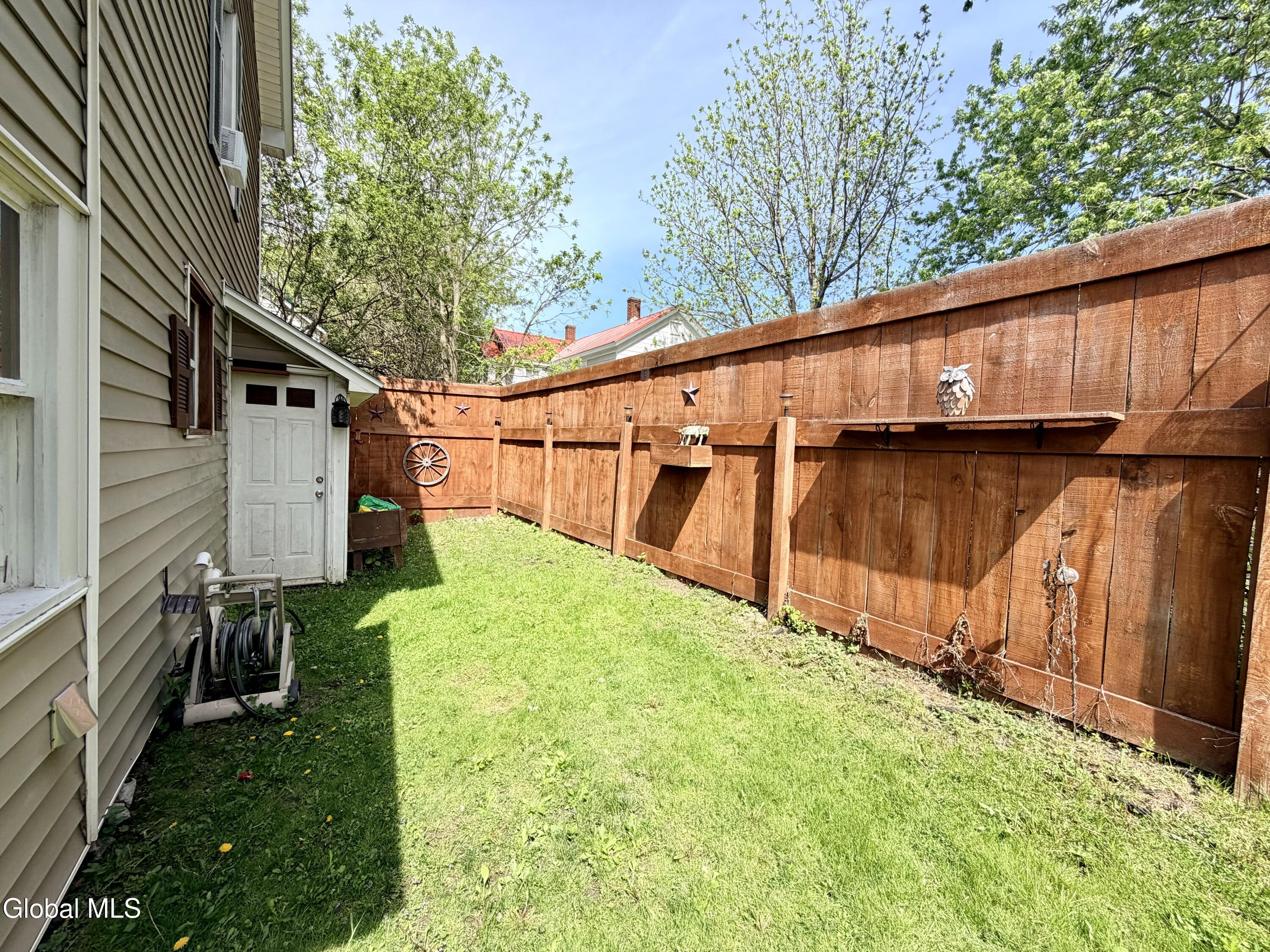 11 Court Street Johnstown NY 12095