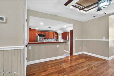 3 Waterbury Street Saratoga Springs NY 12866