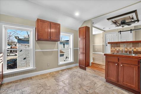 3 Waterbury Street Saratoga Springs NY 12866