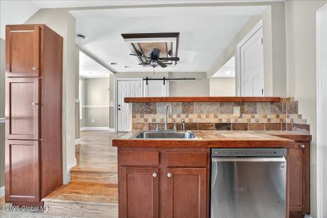 3 Waterbury Street Saratoga Springs NY 12866