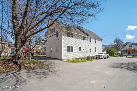 3 Waterbury Street Saratoga Springs NY 12866