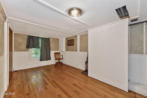 27 Mckinley Street Albany NY 12206