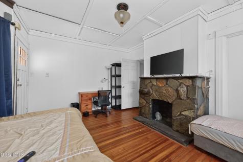 27 Mckinley Street Albany NY 12206
