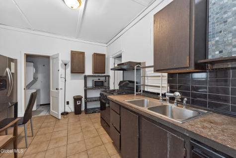 27 Mckinley Street Albany NY 12206