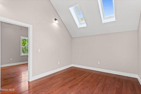 521 Warren Street Albany NY 12208