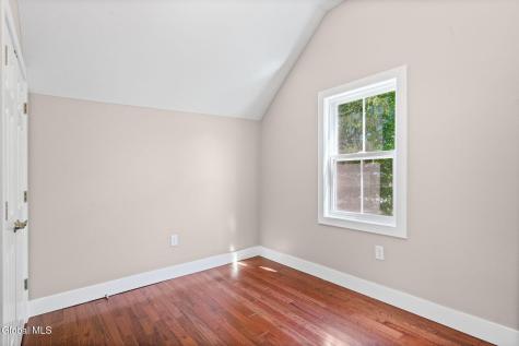 521 Warren Street Albany NY 12208