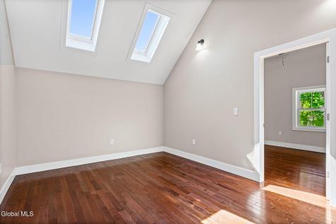 521 Warren Street Albany NY 12208