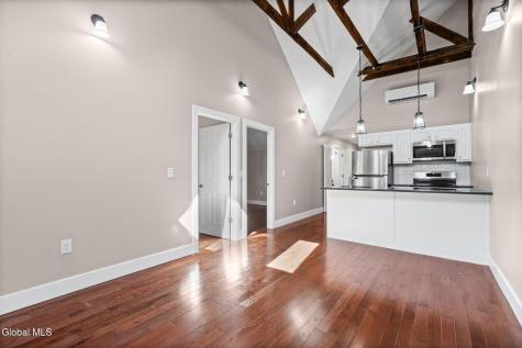 521 Warren Street Albany NY 12208