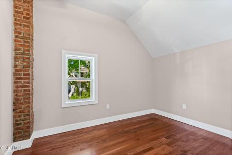 521 Warren Street Albany NY 12208