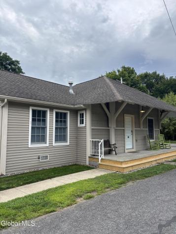 36A Albany Avenue Kinderhook NY 12106