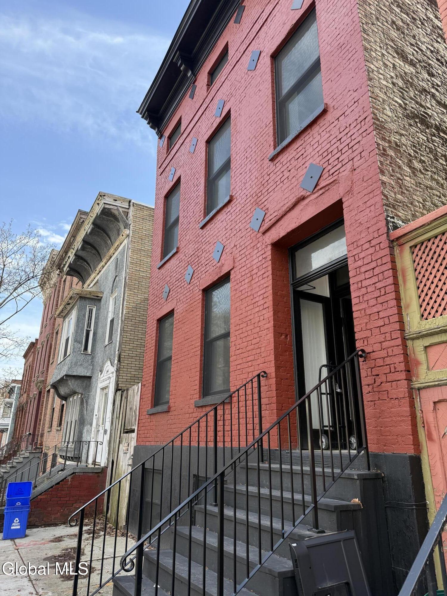 346 Madison Avenue Albany NY 12210