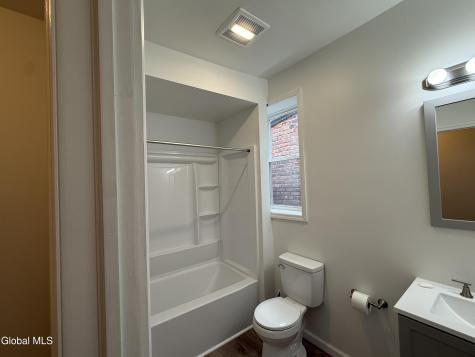 346 Madison Avenue Albany NY 12210