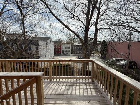 346 Madison Avenue Albany NY 12210