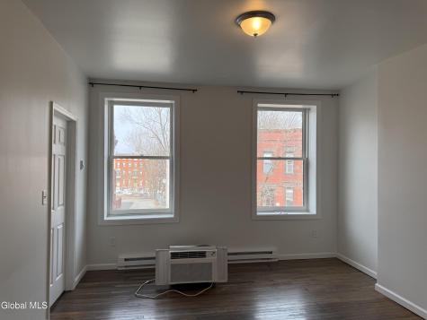 346 Madison Avenue Albany NY 12210