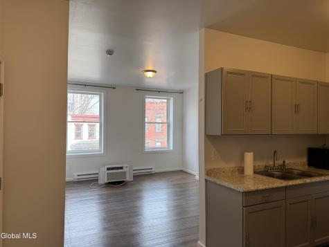 346 Madison Avenue Albany NY 12210