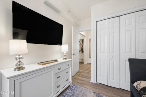 425 Broadway Saratoga Springs NY 12866