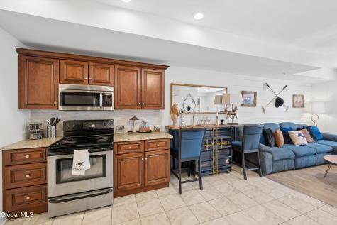 425 Broadway Saratoga Springs NY 12866