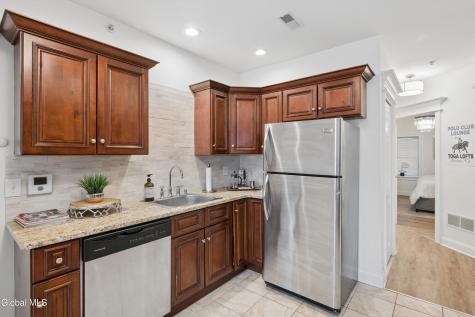 425 Broadway Saratoga Springs NY 12866