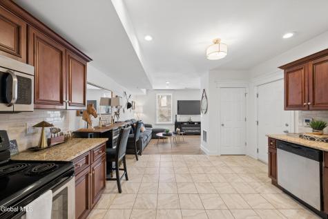 425 Broadway Saratoga Springs NY 12866