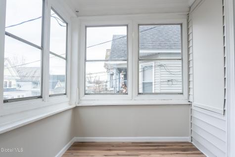 418 3rd Street Schenectady NY 12306