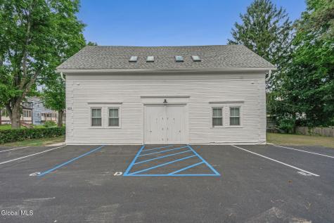 521 Warren Street Albany NY 12208