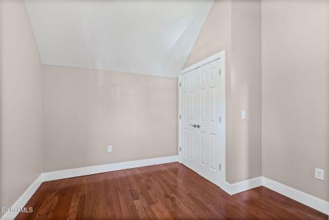 521 Warren Street Albany NY 12208