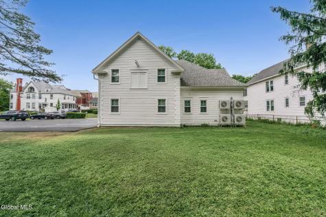 521 Warren Street Albany NY 12208