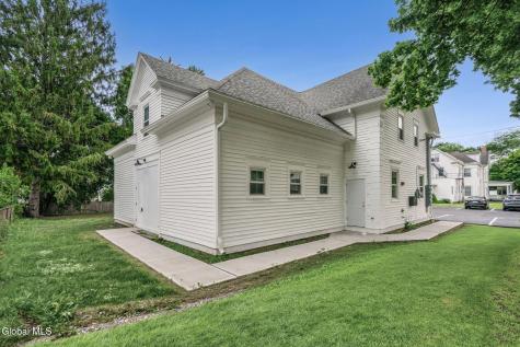 521 Warren Street Albany NY 12208