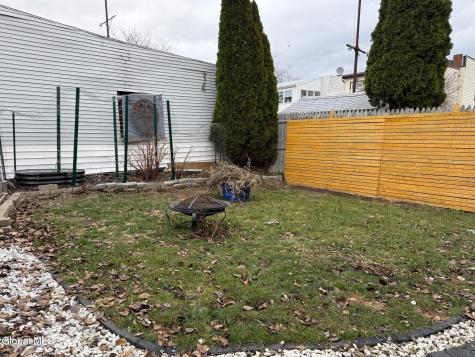 27 Mcelwain Avenue Cohoes NY 12047