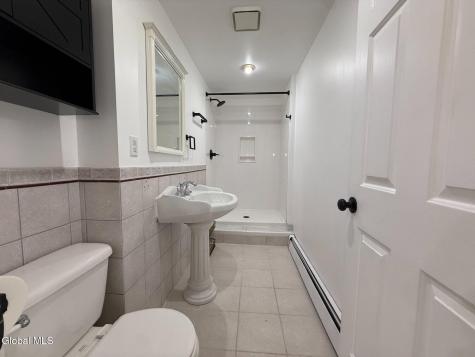 27 Mcelwain Avenue Cohoes NY 12047