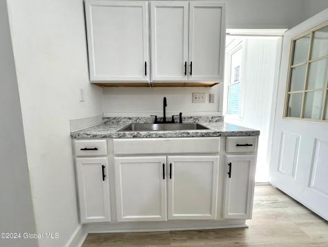 39 1/2 Milton Avenue Amsterdam NY 12010