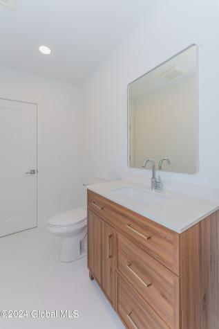 9 Laura Drive Cohoes NY 12047