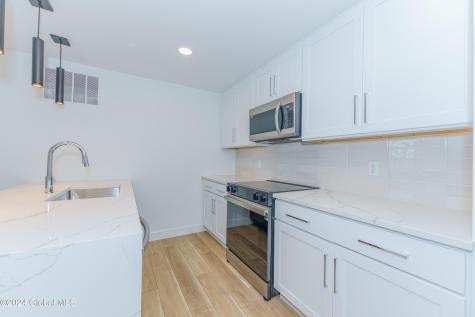 9 Laura Drive Cohoes NY 12047