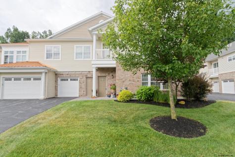 108 Vly Pointe Drive Niskayuna NY 12309