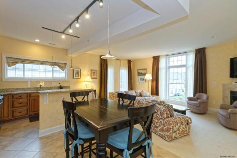 108 Vly Pointe Drive Niskayuna NY 12309